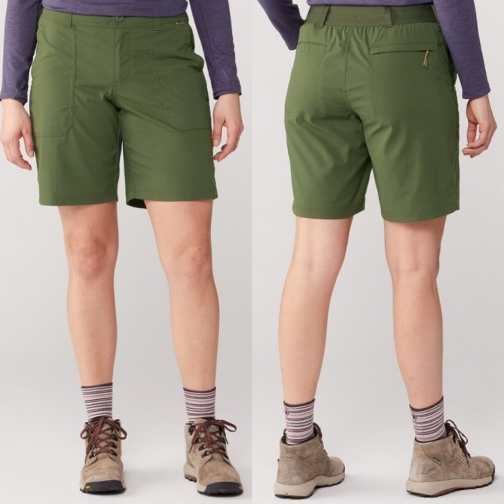 REI Women’s Sahara Bermuda Hiking Shorts Outdoor UPF 50+ in Shaded Olive, size 2